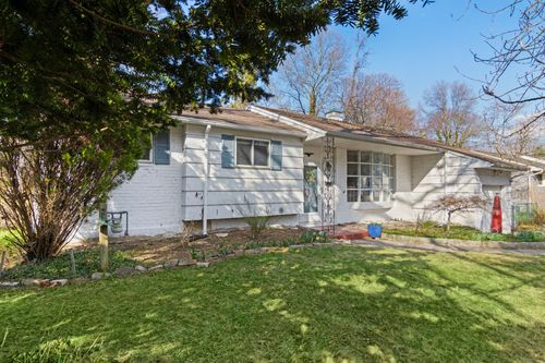 23 Laurel Dr, Port Jefferson, NY, 11777-1903 | Card Image