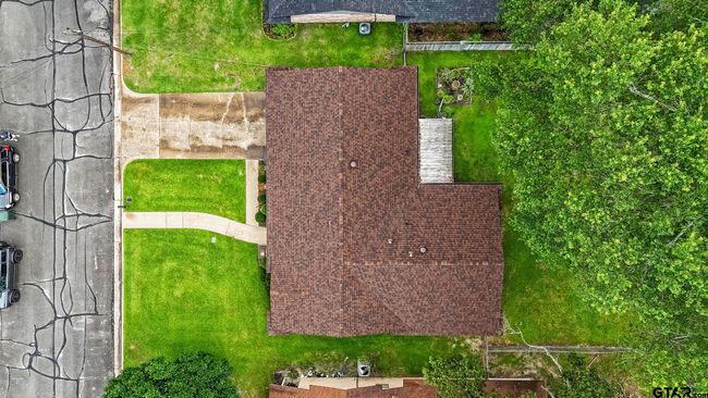 2742 Lisa Ln, House other with 3 bedrooms, 2 bathrooms and null parking in Tyler TX | Image 29