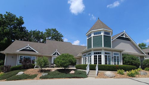 6180 Walnut Ln, Cudahy, WI, 53110-3466 | Card Image