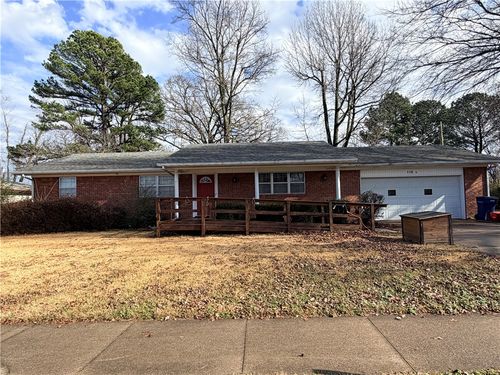 115 S Country Club Rd, Siloam Springs, AR, 72761-2931 | Card Image