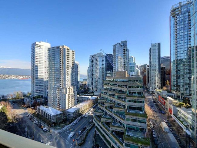 1506 - 555 Jervis Street, Condo with 1 bedrooms, 1 bathrooms and 1 parking in Vancouver BC | Image 13