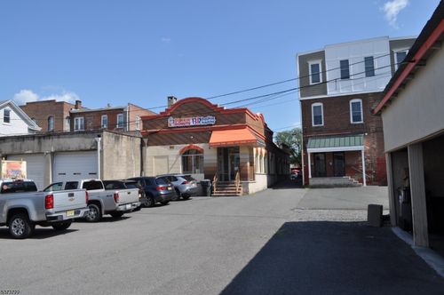 19 W Main St, Somerville, NJ, 08876-2201 | Card Image