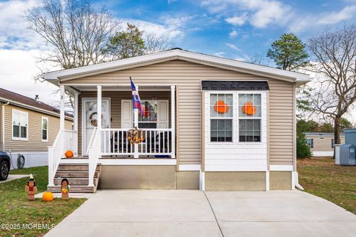 3 Badger Ct, Whiting, NJ, 08759-3603 | Card Image