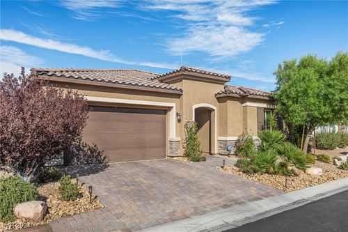 6300 Ava Ridge Avenue, Las Vegas, NV, 89141 | Card Image