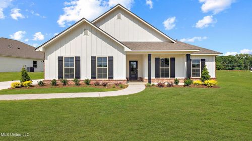 108 Horseshoe Blvd, Clinton, MS, 39056-1205 | Card Image