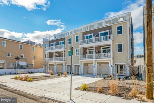 unit-b-418 Farragut Rd, WILDWOOD CREST, NJ, 08260-3976 | Card Image