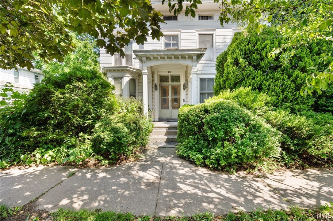 Mohawk St, Oswego, NY 13126