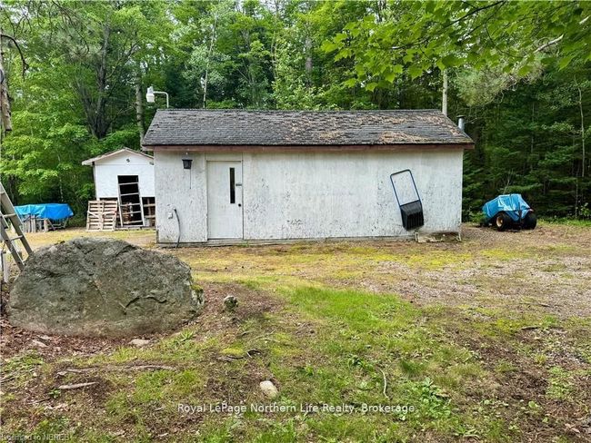 304 Lake Nipissing Rd, House other with 2 bedrooms, 1 bathrooms and 4 parking in Nipissing ON | Image 11