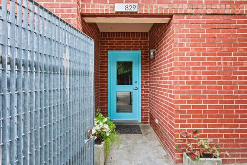 h-829 W Daggett Avenue, Fort Worth, TX, 76104 | Card Image