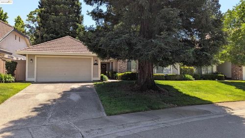 11386 New England Pl, Gold River, CA, 95670-7503 | Card Image