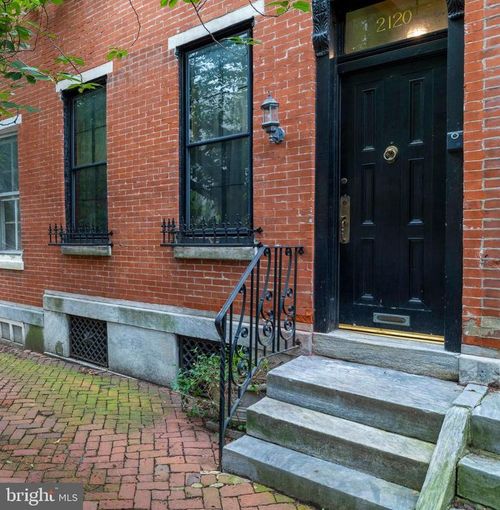 2120 Mount Vernon St, PHILADELPHIA, PA, 19130-3134 | Card Image