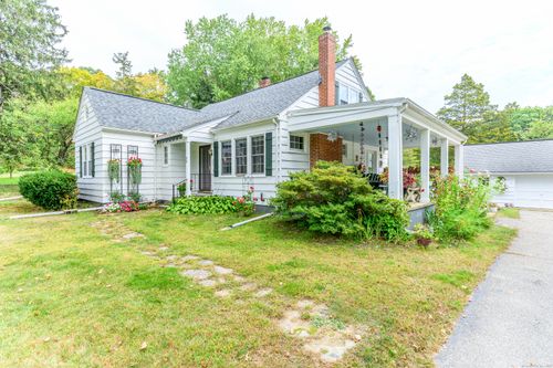 33 Bassett Hill Rd, Woodstock, CT, 06281-2901 | Card Image