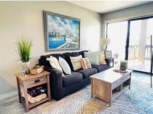 102 - 509 Short Circuit, Condo with 2 bedrooms, 1 bathrooms and null parking in Horseshoe Bay TX | Image 10