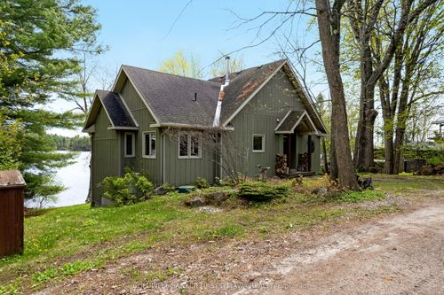 1374 Black Lake North Shore Road, Tay Valley, ON, K7H3C5 | Card Image