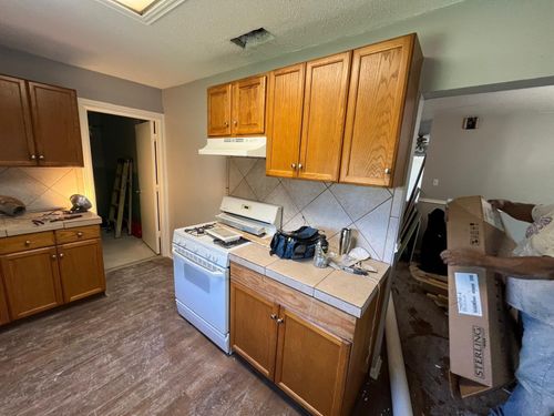 3718 Penwood Way, Houston, TX, 77023-6418 | Card Image