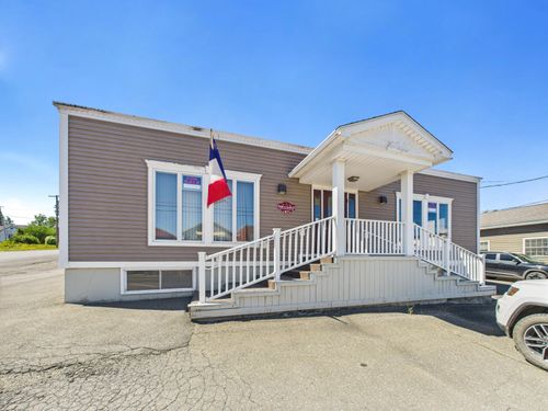 67 Main Street, Van Buren, ME, 04785 | Card Image