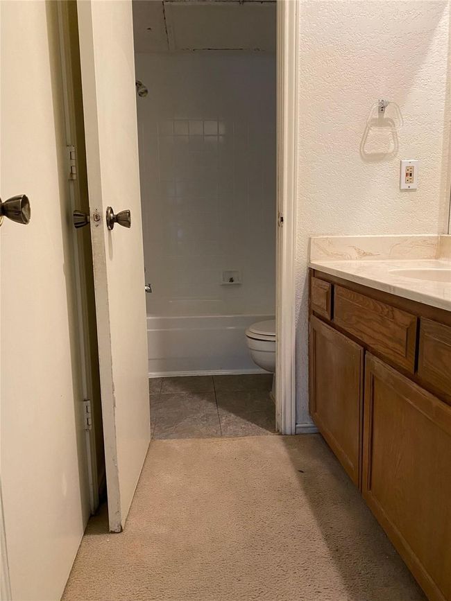 2812 Ridgecrest Dr, Home with 2 bedrooms, 1 bathrooms and null parking in Fort Worth TX | Image 13