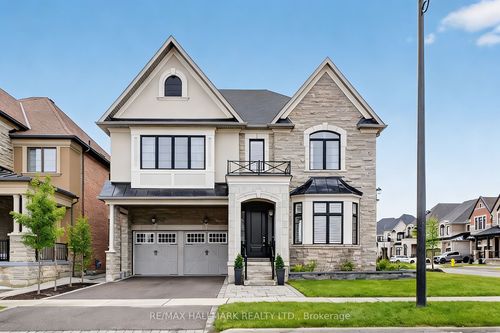 1 John Henry St, Kleinburg, ON, L4H4W1 | Card Image