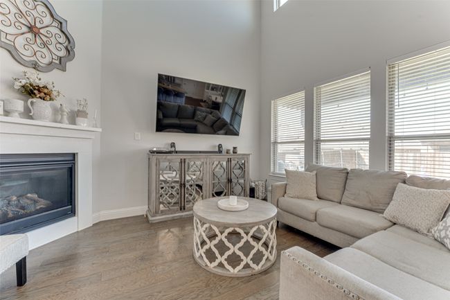 1613 Frankford Dr, House other with 5 bedrooms, 3 bathrooms and null parking in Forney TX | Image 5