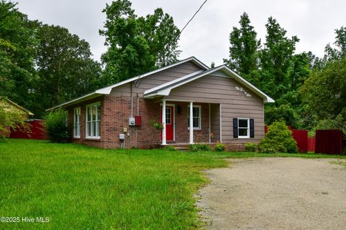 1933 Rocky Run Rd, Jacksonville, NC, 28546-9425 | Card Image