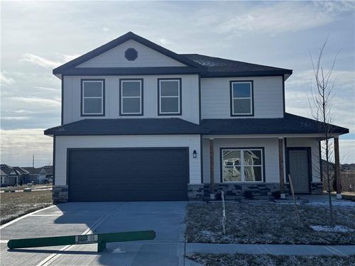 100 Sw Nelson Dr, Blue Springs, MO, 64014-7883 | Card Image