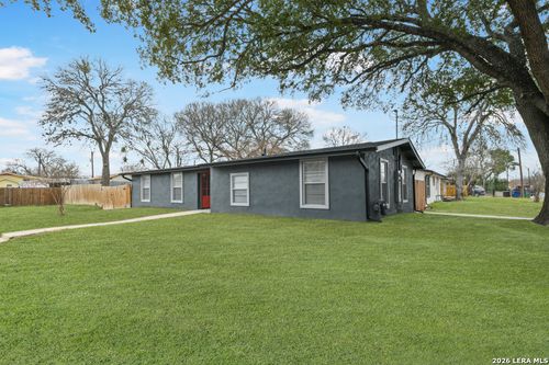 558 Ferris Ave, San Antonio, TX, 78220-2316 | Card Image