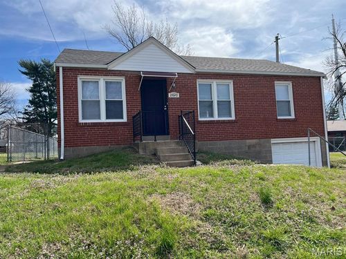 2820 Ashby Rd, Saint Louis, MO, 63114-1427 | Card Image