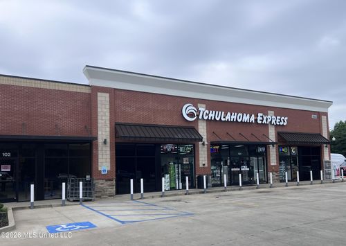 2033 Stateline Rd W, Southaven, MS, 38671-1220 | Card Image