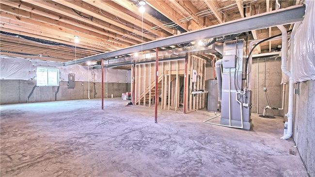 3899 Pepperwell Cir, House other with 4 bedrooms, 3 bathrooms and null parking in Dayton OH | Image 57