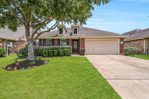 318 Lake Line Dr, Alvin, TX, 77511-5153 | Card Image