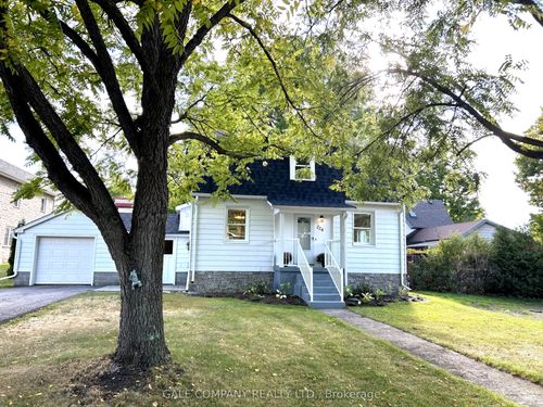 224 Ann St, Almonte, ON, K0A1A0 | Card Image