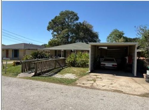 217 Staten St, Lafayette, LA, 70501-1745 | Card Image