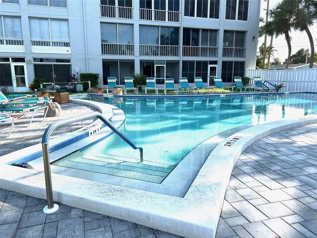 515 - 3272 Lake Bayshore Dr, Condo with 2 bedrooms, 2 bathrooms and null parking in BRADENTON FL | Image 57