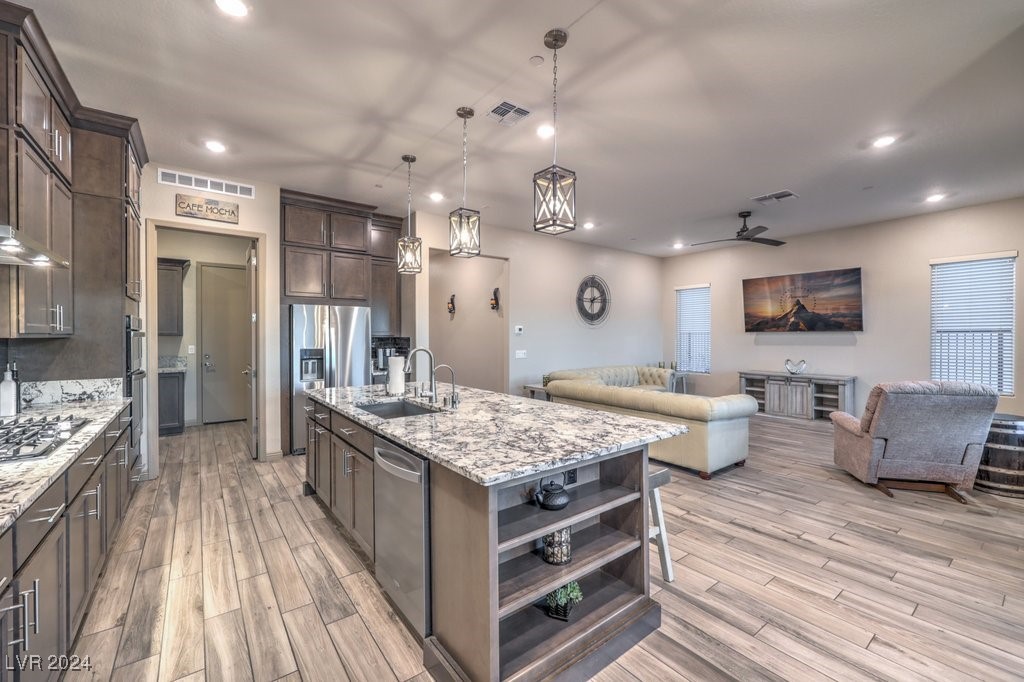 Desert Ivy Ln, Henderson, NV 89011