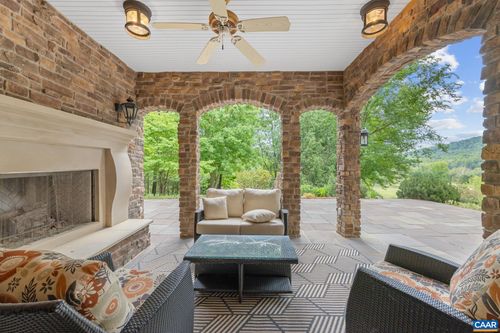 110 High Crest Ln, NELLYSFORD, VA, 22958-2357 | Card Image