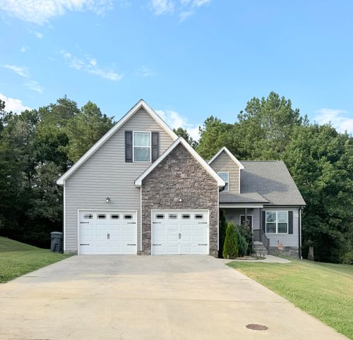 49 Inlet Dr, Rock Spring, GA, 30739-2682 | Card Image