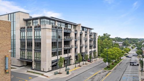 207-369 N Old Woodward Ave, Birmingham, MI, 48009-5331 | Card Image