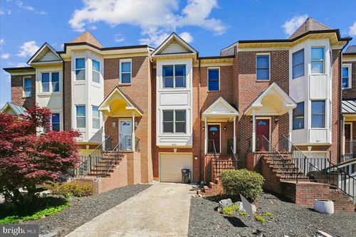 905 Shaw Ct, FREDERICKSBURG, VA, 22405-2679 | Card Image