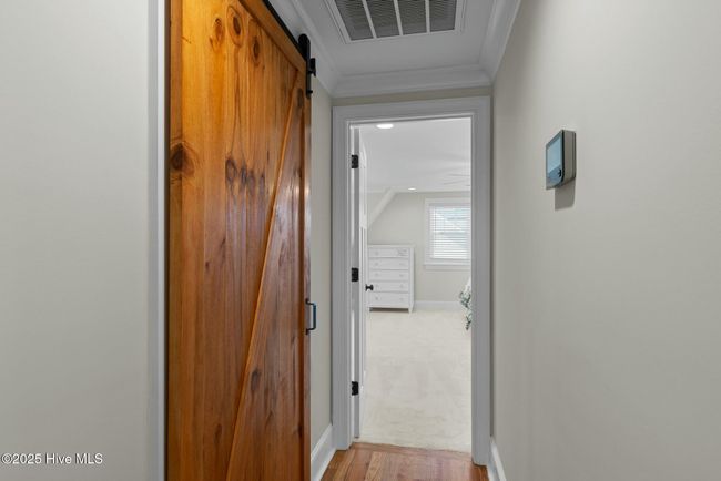 Upstairs Hall/Closet | Image 47