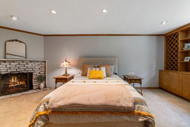 33 Saw Mill Rd, House other with 4 bedrooms, 3 bathrooms and null parking in Newtown CT | Image 27