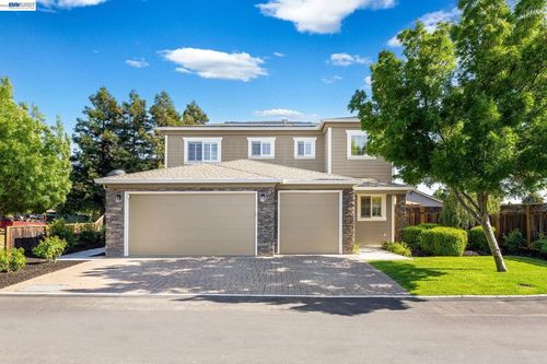 2133 Pleasant View Ln, Livermore, CA, 94550-9606 | Card Image