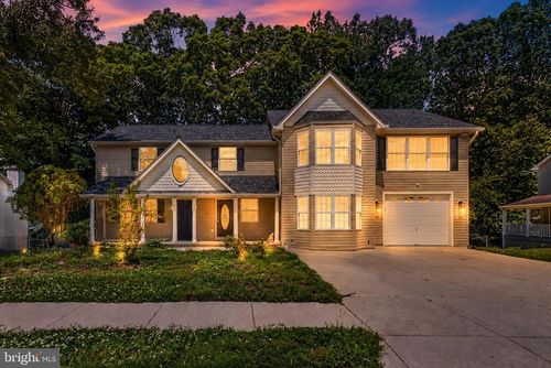 9312 Fox Run Dr, CLINTON, MD, 20735-3047 | Card Image