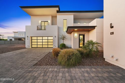 6-100 W Northern Ave, Phoenix, AZ, 85021-7267 | Card Image