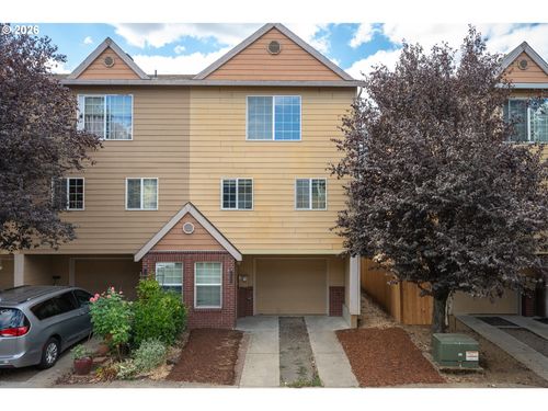 12115 Se Harold St, Portland, OR, 97266 | Card Image