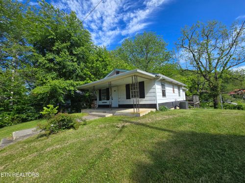 6742 Doctor Thomas Walker Rd, Rose Hill, VA, 24281 | Card Image