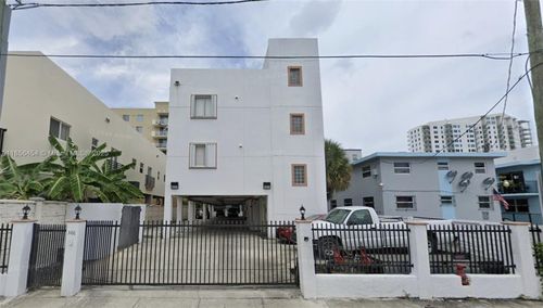 apt-101-561 Sw 2nd St, Miami, FL, 33130-1475 | Card Image