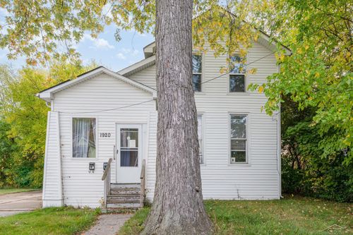 1920 Hanchett St, Saginaw, MI, 48602-5528 | Card Image