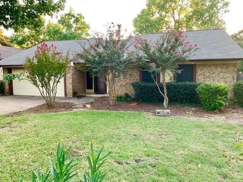 2931 Kimberly Dr, Grapevine, TX, 76051-2617 | Card Image