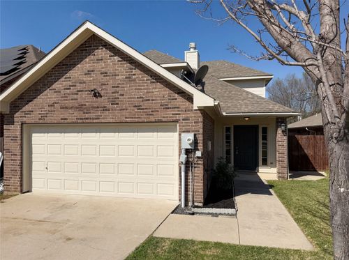 954 S Old Orchard Ln, Lewisville, TX, 75067-4361 | Card Image