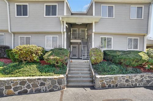 apt-i-173 Long Hill Dr, Yorktown Heights, NY, 10598-5220 | Card Image
